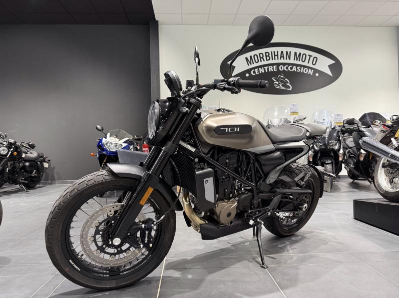 HUSQVARNA SVARTPILEN 701 / Garantie 