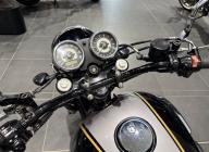 KAWASAKI W 800 SE / Garantie 