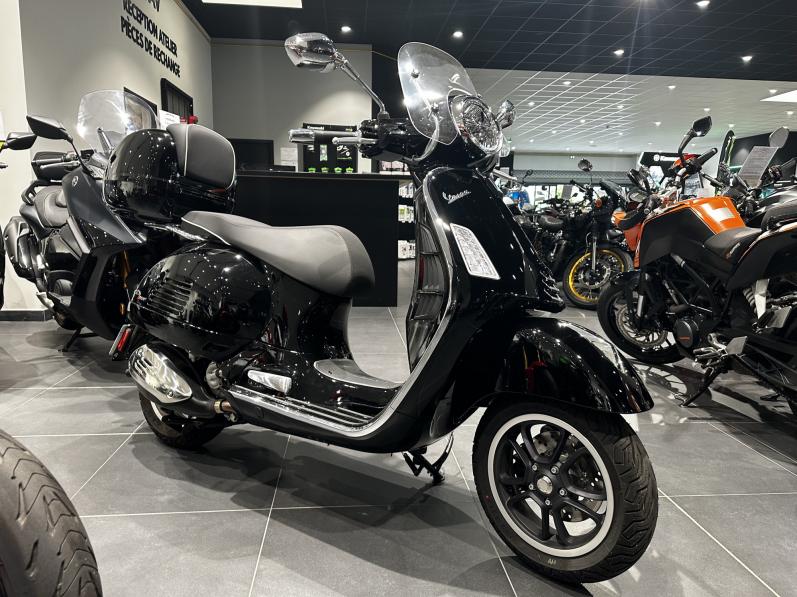 VESPA GTS 300 SUPER / Garantie constructeur jusqu’au 08/06/2025