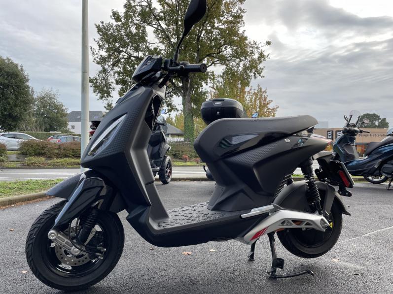 PIAGGIO 1 ACTIVE