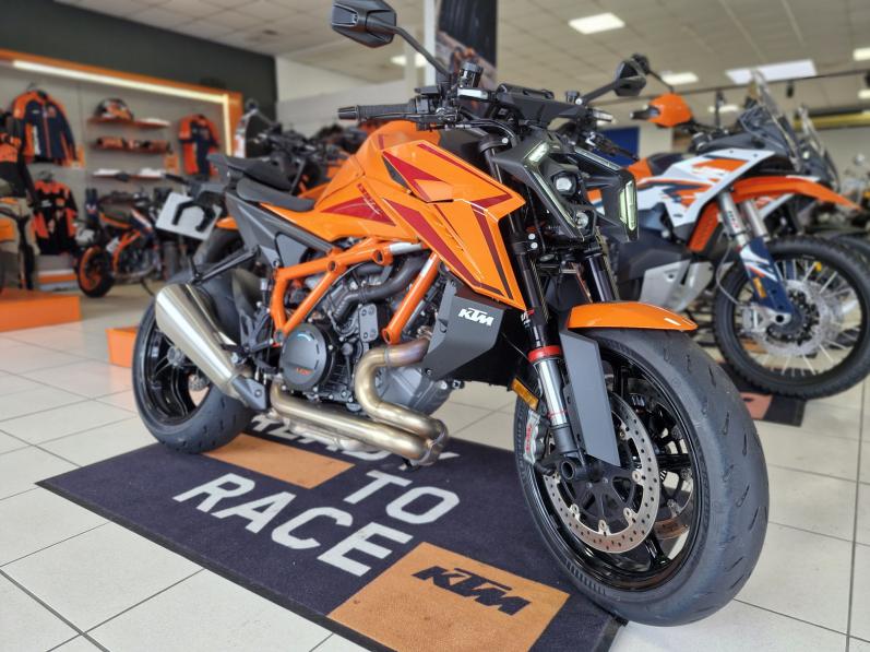 KTM 1390 SUPER DUKE R 